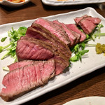 コニクヤマ - 熊本あか牛のもも塊肉