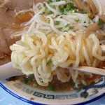 らーめん家 和気 - チャーシューメンの麺