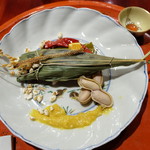 草喰 なかひがし - 「愛のささやき」