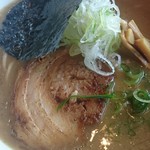 2016/11 追加：以前はチャーシューが二枚だった？？