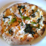 ダルクオーレ - 春菊とレンコンのピッツァ
