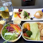 Taipei International Airport VIP Lounge - ビジネスクラスの機内食