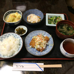 Yoshizen - 本日のランチ￥７５０、ハンバーグの木ノ子クリーミーソース添え、アジ魚のマリネ、ポテトさつまリンゴのサラダ、青菜のうの花和え