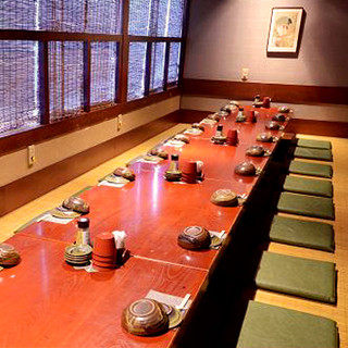 [2 people - maximum 22 people] We have private rooms for small and large groups!