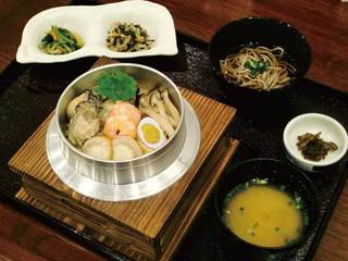 Nagakura - 牡蠣五目釜飯1,500円