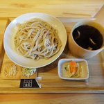 むさし野うどん　香麦 - 肉づけうどん