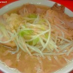 ラーメン二郎 - 小豚 「ニンニクヤサイ少なめ」(850円) 2016/11