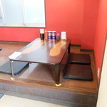 ラーメン二郎 - お座敷席の様子