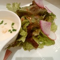 アマルフィイ・モデルナ - サラダ美味しいバルサミコドレで。