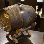 ザ・ミュンヒ - この樽で20年熟成させます