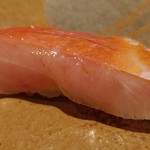 鮨 さいとう - 銚子産の金目鯛
      