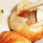 上海 焼き小籠包 - 中にはスープがたっぷり