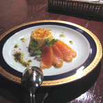 ケイブ バー - アスパラガスのフランとサーモンのマリネ 