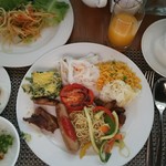PULLMAN DANANG BEACH RESORT - 朝食、ビュッフェ（2016年5月）