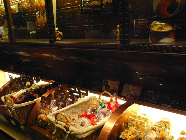 天使のチョコリングでみんな幸せ＾＾ Heart Bread ANTIQUE 銀座