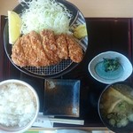 まる兵衛 - 三元豚ロースカツ定食200ｇ 2,030円