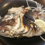 大衆すし居酒 穴場 - 鯛カマ 塩焼き