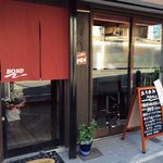 BOND - お洒落な外観