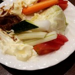 鳥やす - 野菜盛り合わせ(食べかけ)