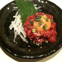厳選和牛焼肉松剛 - ユッケ