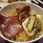 老牌張豬腳飯 - 