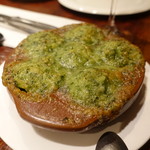 煮こみや なりた - エスカルゴ