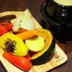 IMUBAR - おすすめ野菜のロースト～バーニャカウダソース～
