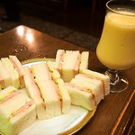 丸福珈琲店 - ハムサンドイッチ ＆ ミックスジュース