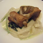 コルテロ - レンチョカレイのムニエル　株のピュレと柚子胡椒ソース　1300円