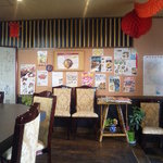 オーパスワン - カウンターから入口付近