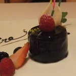 ル・シズィエム・サンス・ドゥ・オエノン レストラン - 