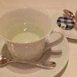 ル・シズィエム・サンス・ドゥ・オエノン レストラン - 