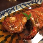 なが島 - トビウオやカワハギのお刺身など、珍しい魚を食べられるお店です。
写真は、今年とっても高騰している金目です。