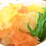 プカ オーガニクス - 白菜・水菜・ピンクグレープフルーツのサラダ
