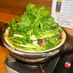 浅草じゅうろく - 鴨鍋、この時点ではまだ鴨肉は入っていません。