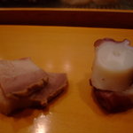 小判寿司 - たこ刺しと鯨ベーコン