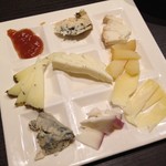 スペイン料理 アロス - チーズ盛り合わせ（2014年2月）
