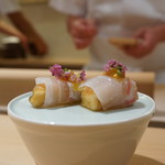 寿しの吉乃 - なすの揚げ浸しの真鯛、イチミ鯛巻き