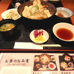 Sousakuryouri Hanakura - 天丼の味も良く満足でした