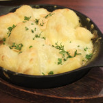 GLASS DANCE - グツグツとろーりチーズアンチョビポテト