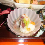 山中温泉　花紫 - いくらときのこが大根おろしで和えられてます