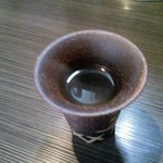 創作お茶漬け専門店 だよね。 - お猪口で、お店自慢のお出汁をまず一杯。