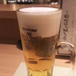 串揚げ 和が家 - (2016/11)先ずは生ビール。店員さんが「お疲れ様～」って声をかけてくれます。