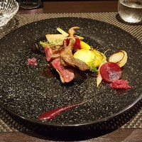 レストラン ラ・フロレゾン・ドゥ・タケウチ - フランス　ランド産仔鳩の低温ロースト、こりゃー旨いわー！！