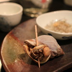 寿し さがみや - お通し3品のうちの１つ　ツブ貝