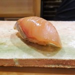 東麻布 天本 - 久慈　定置網で獲ったヒラマサ