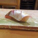 東麻布 天本 - 神戸の鯵