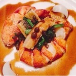 アピシウス - 2016.11.  カナダ産オマール海老のポシェ レンズ豆と鰻のフュメ 赤ワインソース