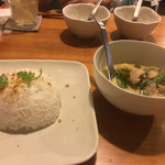 和sian-cafe aimaki - ゲーンキャオワーン（グリーンカレー）タイ米