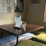 はりま - 小上がりのテーブル席